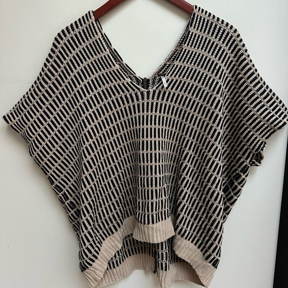 Free People Cream Knit Short Sleeve Sweater Top - Picture 2 of 6